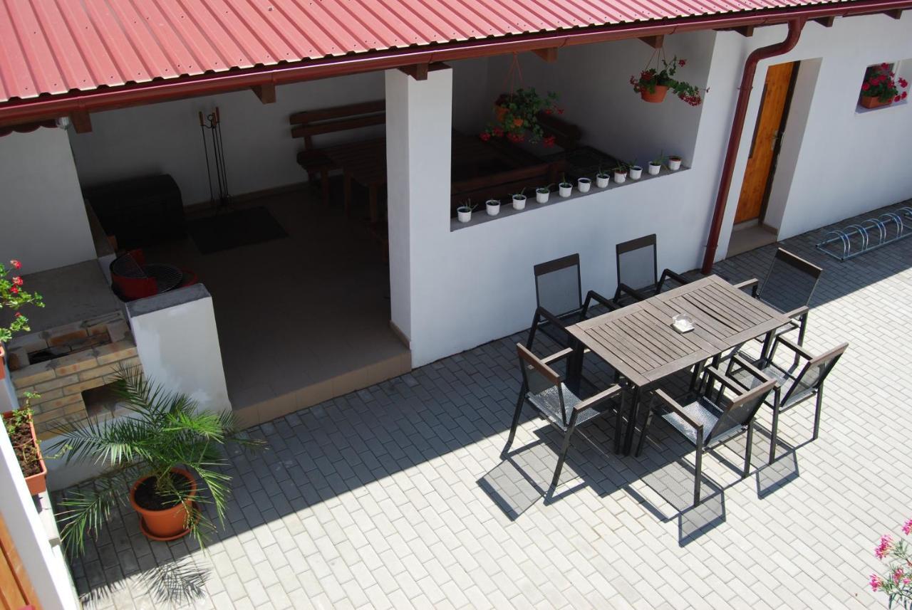 Penzion Na Rozcestí Svatoborice Exterior foto